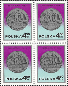 2382 B1 cienkie P czwórka czysta** Dzień Znaczka-monety polskie